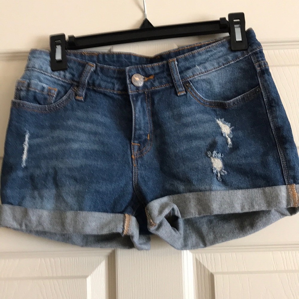 BDG denim shorts. Sz 25w